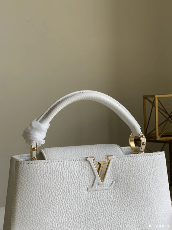 AAA Pruses Bags CAPUCINES VUITTON BB LOUIS 0822